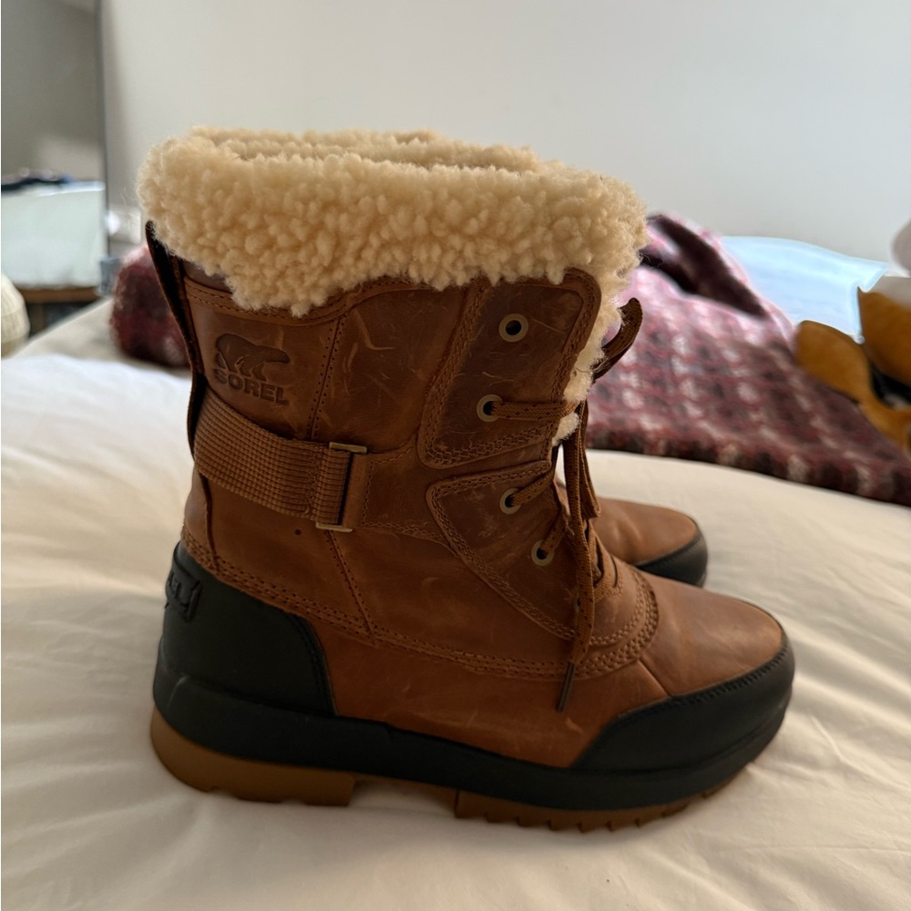 Sorel Brown and Black Winter Boots with Sherpa Lining